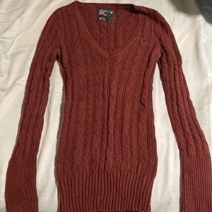 American Eagle sweater